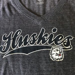 University of Connecticut Huskies women’s shirt